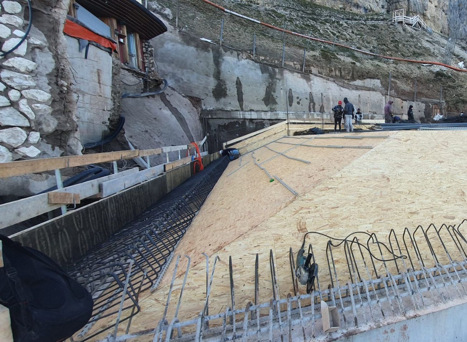 realizzazione cantiere carezza (1).jpg